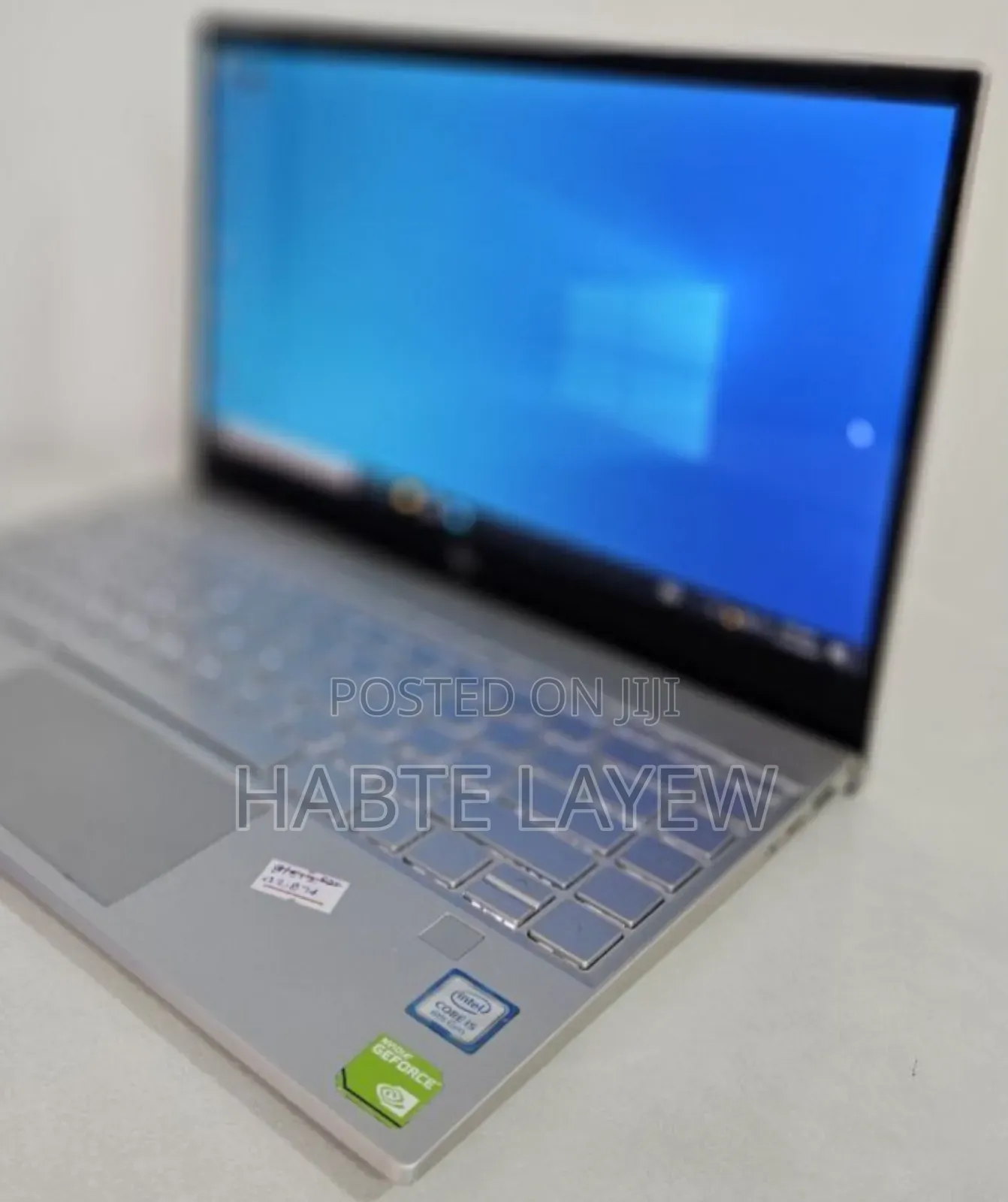New Laptop HP Envy X360 8GB Intel Core i5 SSD 512GB