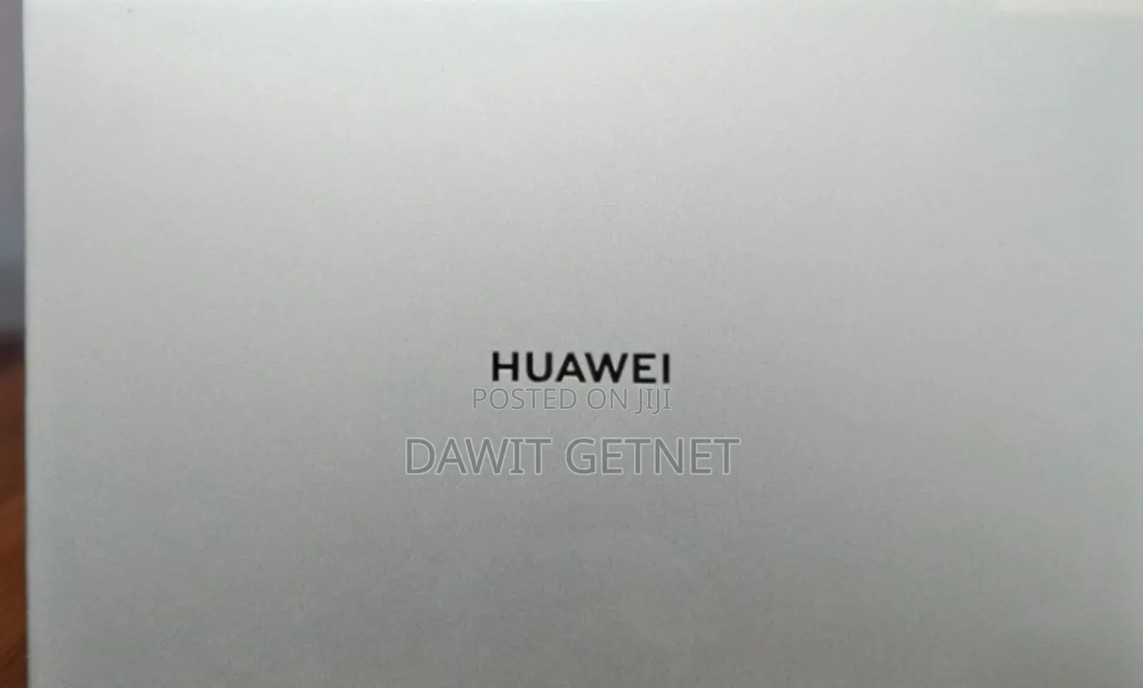 New Laptop Huawei MateBook 13 WRT-W19E 8GB Intel Core I5 SSD 512GB