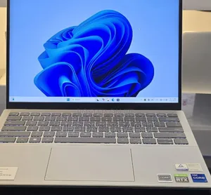 New Laptop Dell 16GB Intel Core i7 SSD 512GB