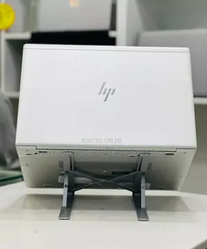 New Laptop HP EliteBook 840 G8 16GB Intel Core I5 SSD 512GB