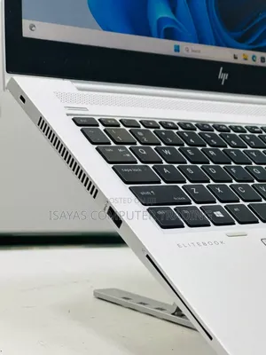 New Laptop HP EliteBook 840 G8 16GB Intel Core I5 SSD 512GB