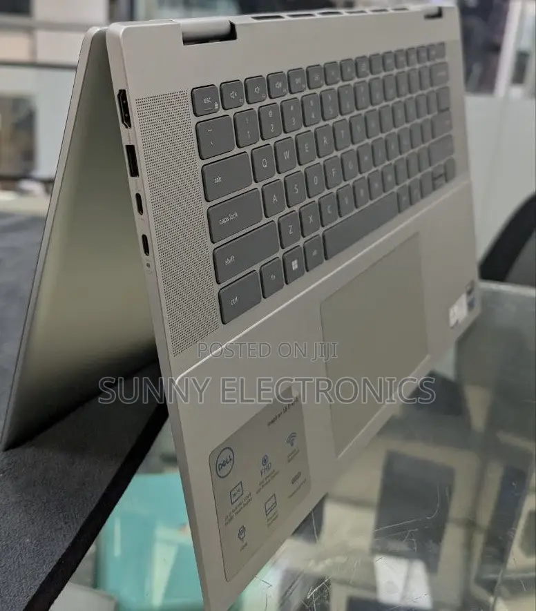 New Laptop Dell Inspiron 15 16GB Intel Core I7 SSD 1T