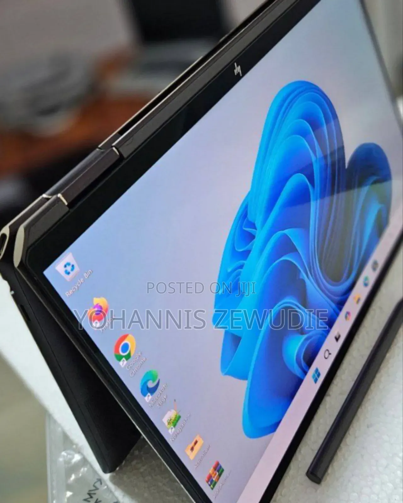 New Laptop HP Spectra 13 16GB Intel Core I7 SSD 1T