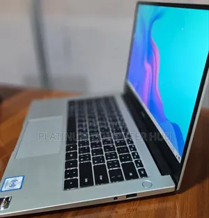 New Laptop Huawei MateBook 13 WRT-W29E 8GB Intel Core i5 SSD 512GB