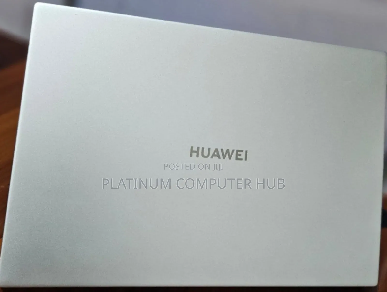 New Laptop Huawei MateBook 13 WRT-W29E 8GB Intel Core i5 SSD 512GB