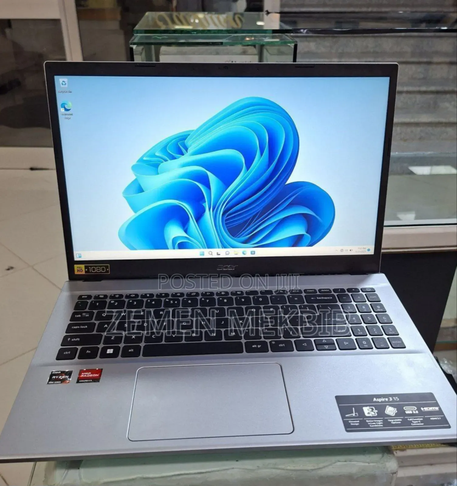 New Laptop Acer Aspire 3 16GB AMD Ryzen 7 SSD 512GB