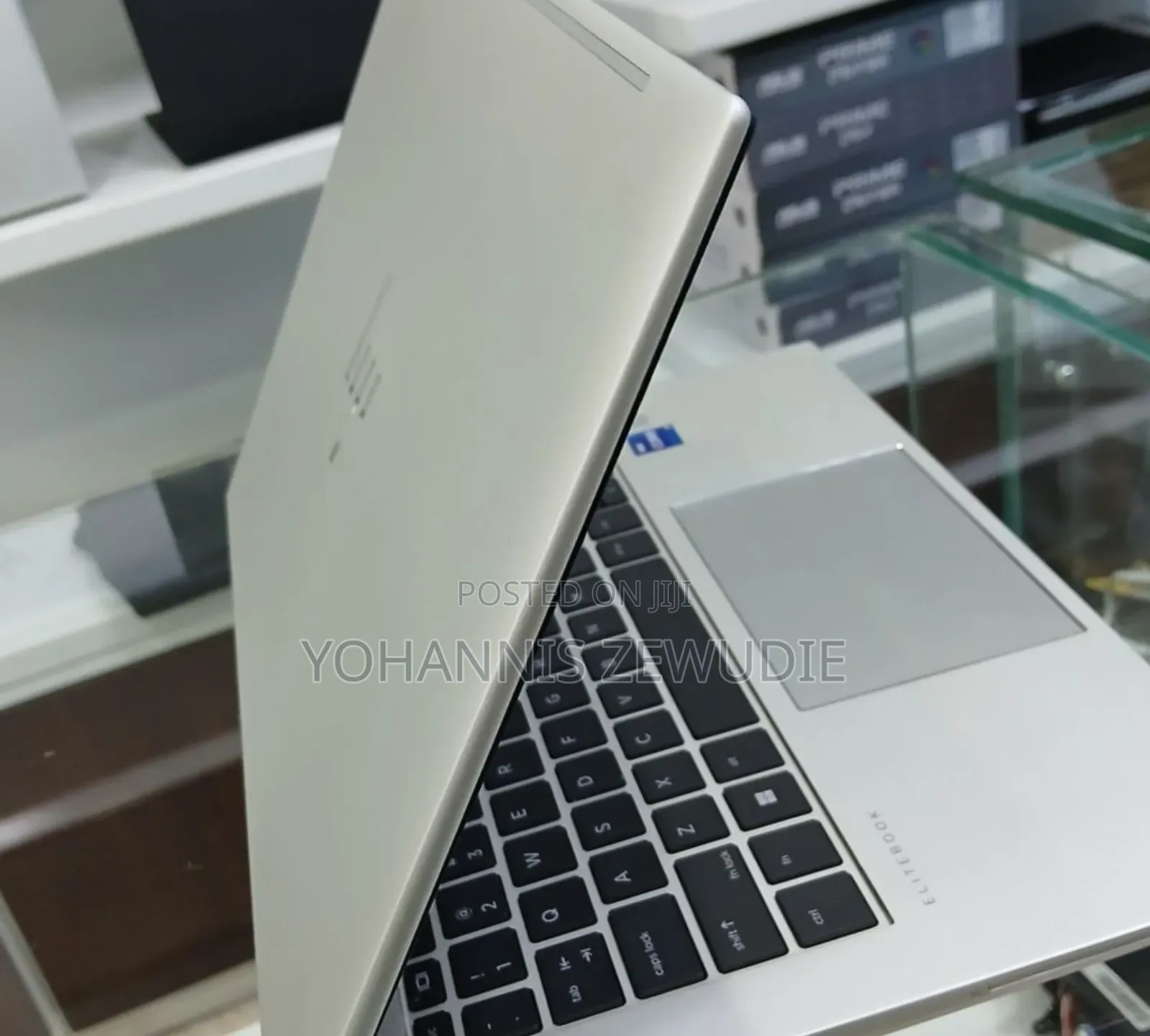New Laptop HP EliteBook 840 G9 16GB Intel Core I7 SSD 512GB