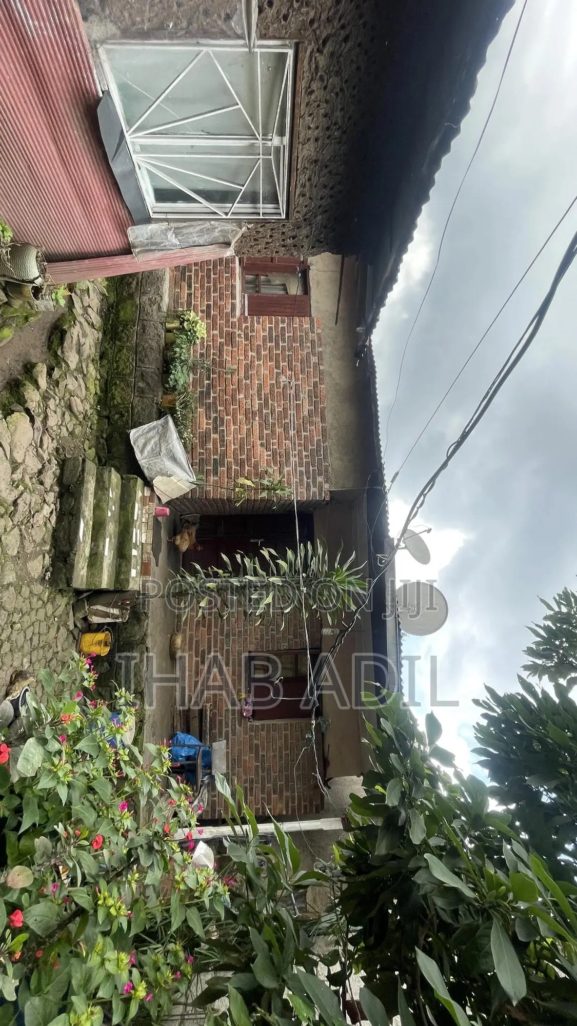 3bdrm Villa in Zenbwerk 72, Nifas Silk-Lafto for sale