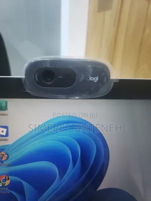 Photo - Logitech Webcam