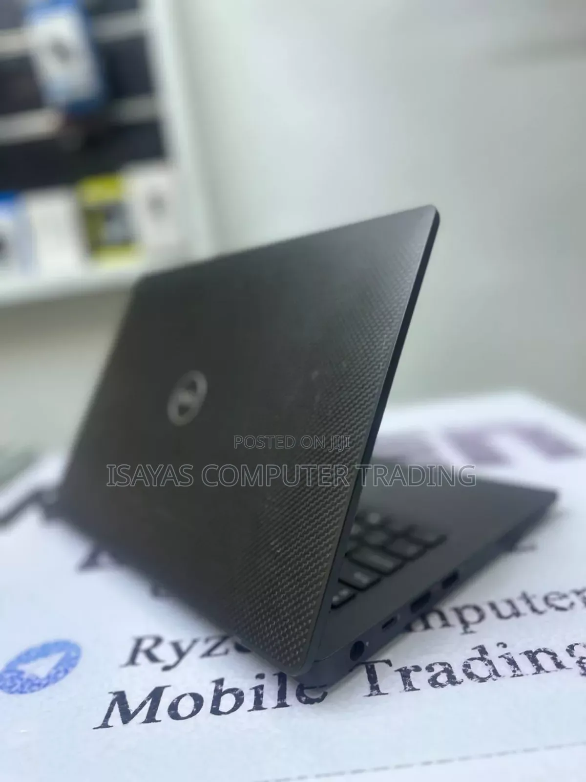 New Laptop Dell Latitude 7300 8GB Intel Core I5 SSD 256GB
