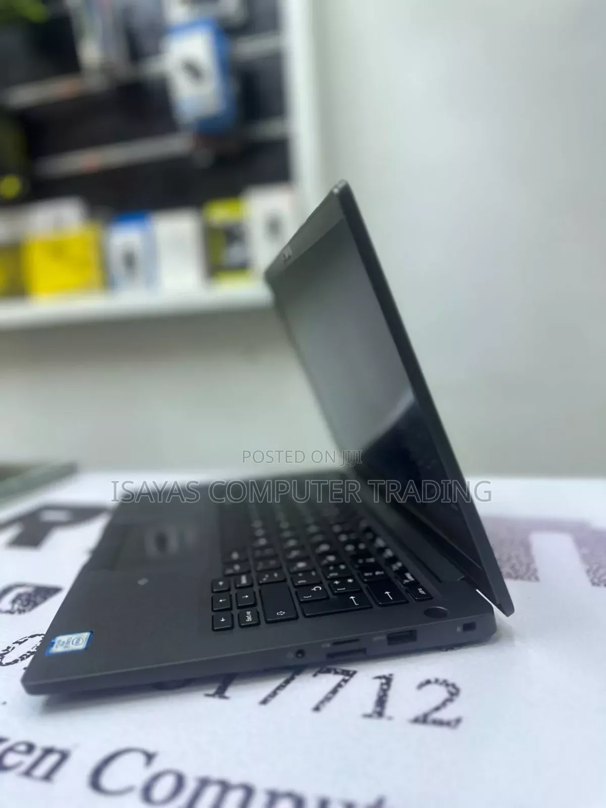 New Laptop Dell Latitude 7300 8GB Intel Core I5 SSD 256GB