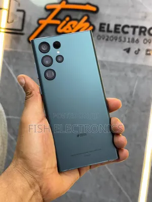 Photo - New Samsung Galaxy S22 Ultra 512 GB Green