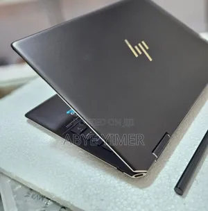 Photo - New Laptop HP Spectra 13 16GB Intel Core I7 SSD 1T