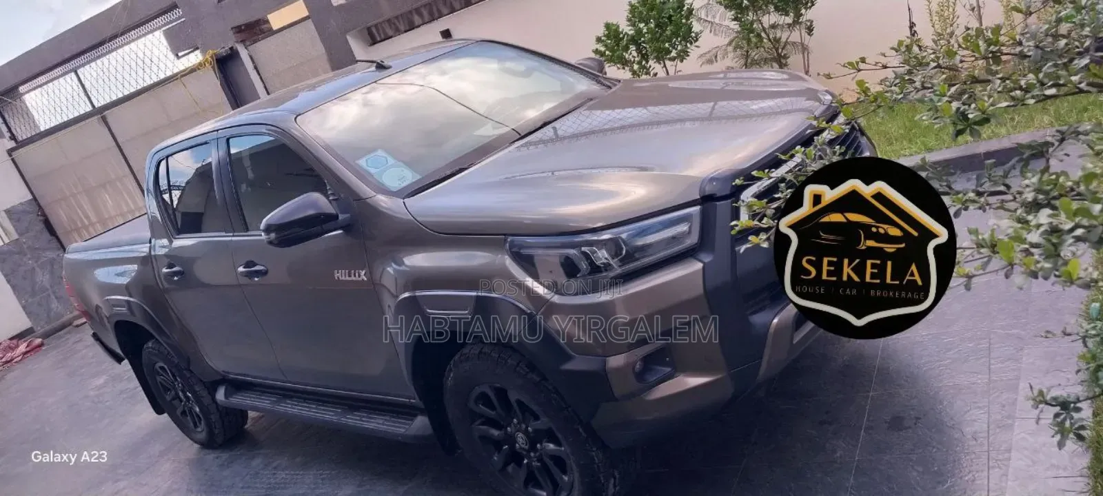 Toyota Hilux 2021 Brown