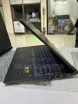 New Laptop HP Victus 15 16GB AMD Ryzen 7 SSD 1T