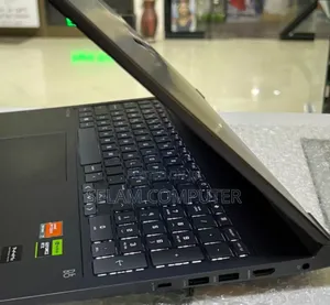 New Laptop HP Victus 15 16GB AMD Ryzen 7 SSD 1T