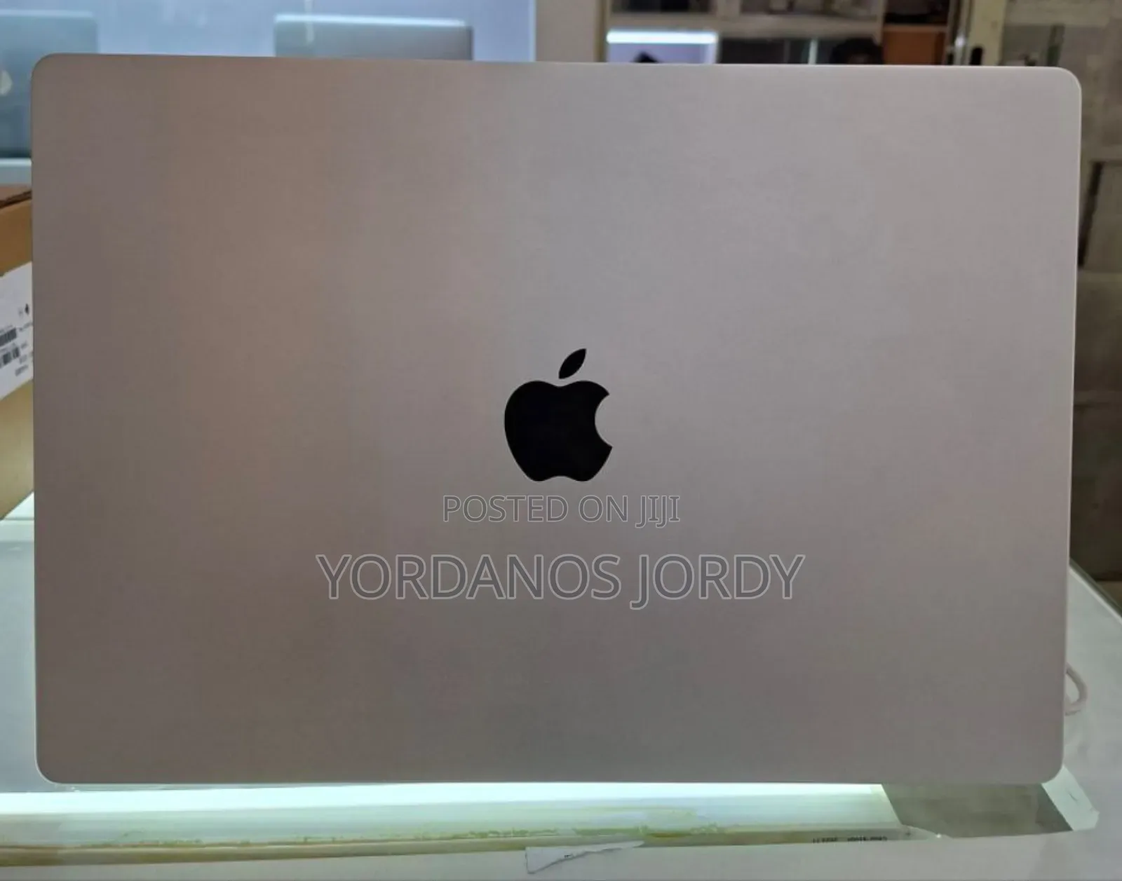 New Laptop Apple MacBook Pro 16GB Apple M1 Pro SSD 1T