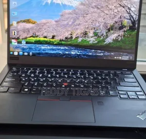 New Laptop Lenovo ThinkPad X1 Carbon 16GB Intel Core i7 SSD 512GB