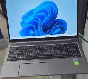 New Laptop HP ZBook Firefly 15 G7 16GB Intel Core I7 SSD 1T