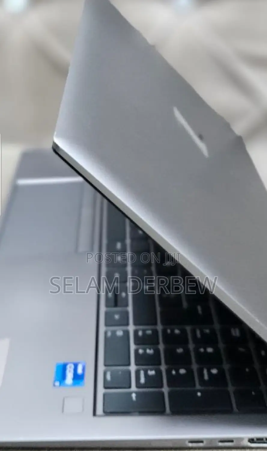 New Laptop HP ZBook Firefly G8 32GB Intel Core I7 SSD 1T