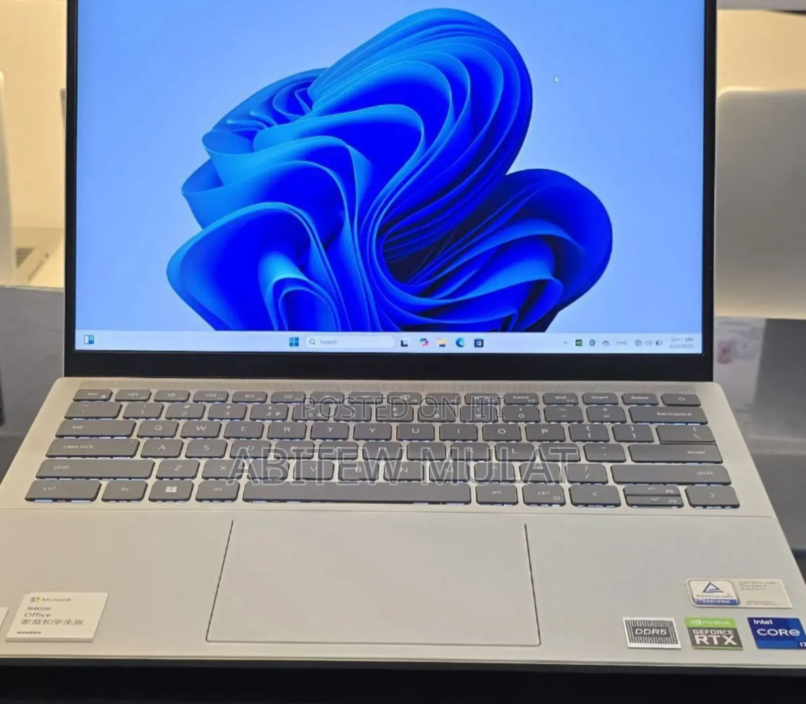 New Laptop Dell Inspiron 14 16GB Intel Core I7 SSD 512GB