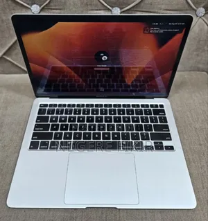 New Laptop Apple MacBook Air 2020 8GB Intel Core I5 SSD 512GB