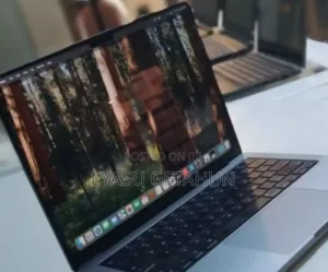 New Laptop Apple MacBook Pro 2021 M1 16GB Apple M1 Pro SSD 512GB