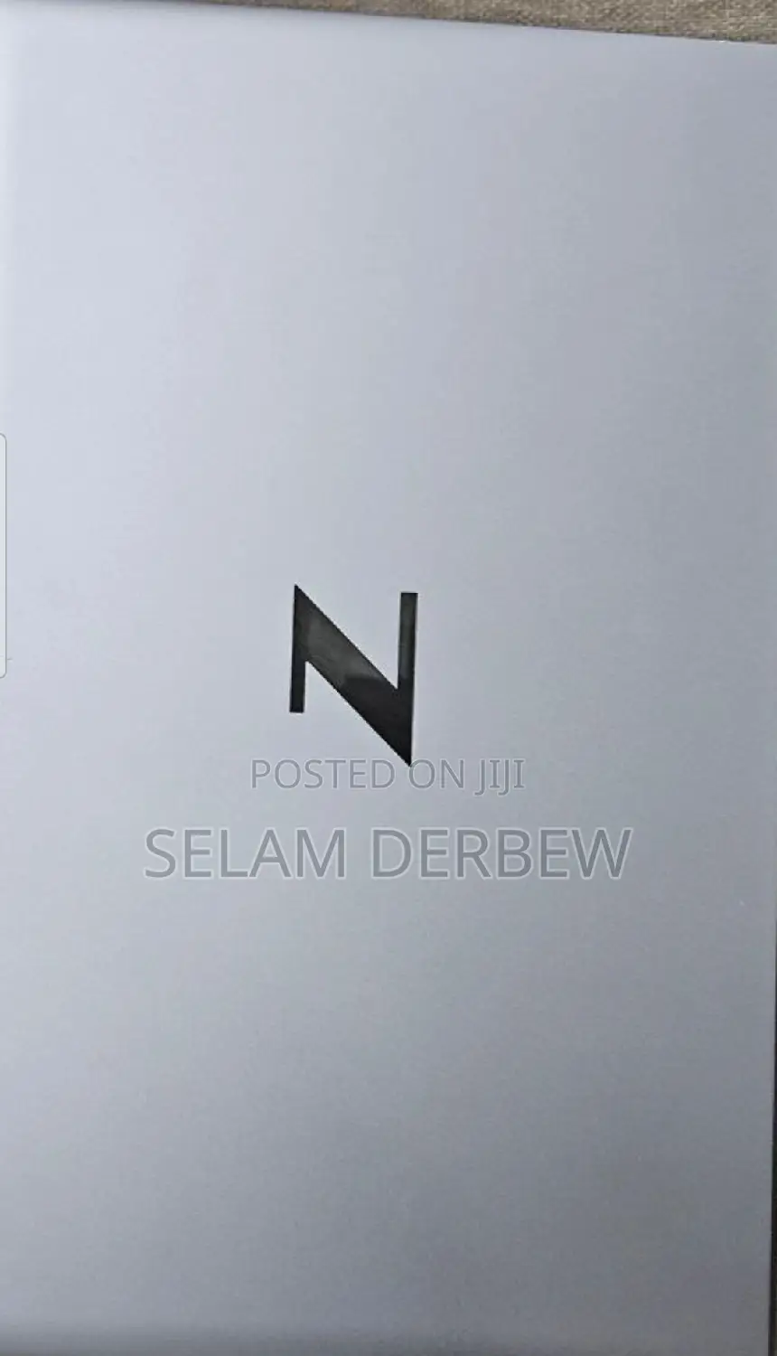 New Laptop HP ZBook Firefly G8 32GB Intel Core I7 SSD 1T