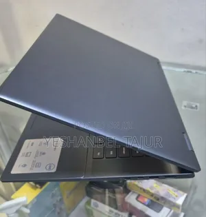 New Laptop Dell 16GB AMD Ryzen 5 SSD 512GB