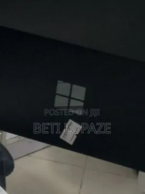 New Laptop Microsoft Surface Pro 6 8GB Intel Core I7 SSD 256GB