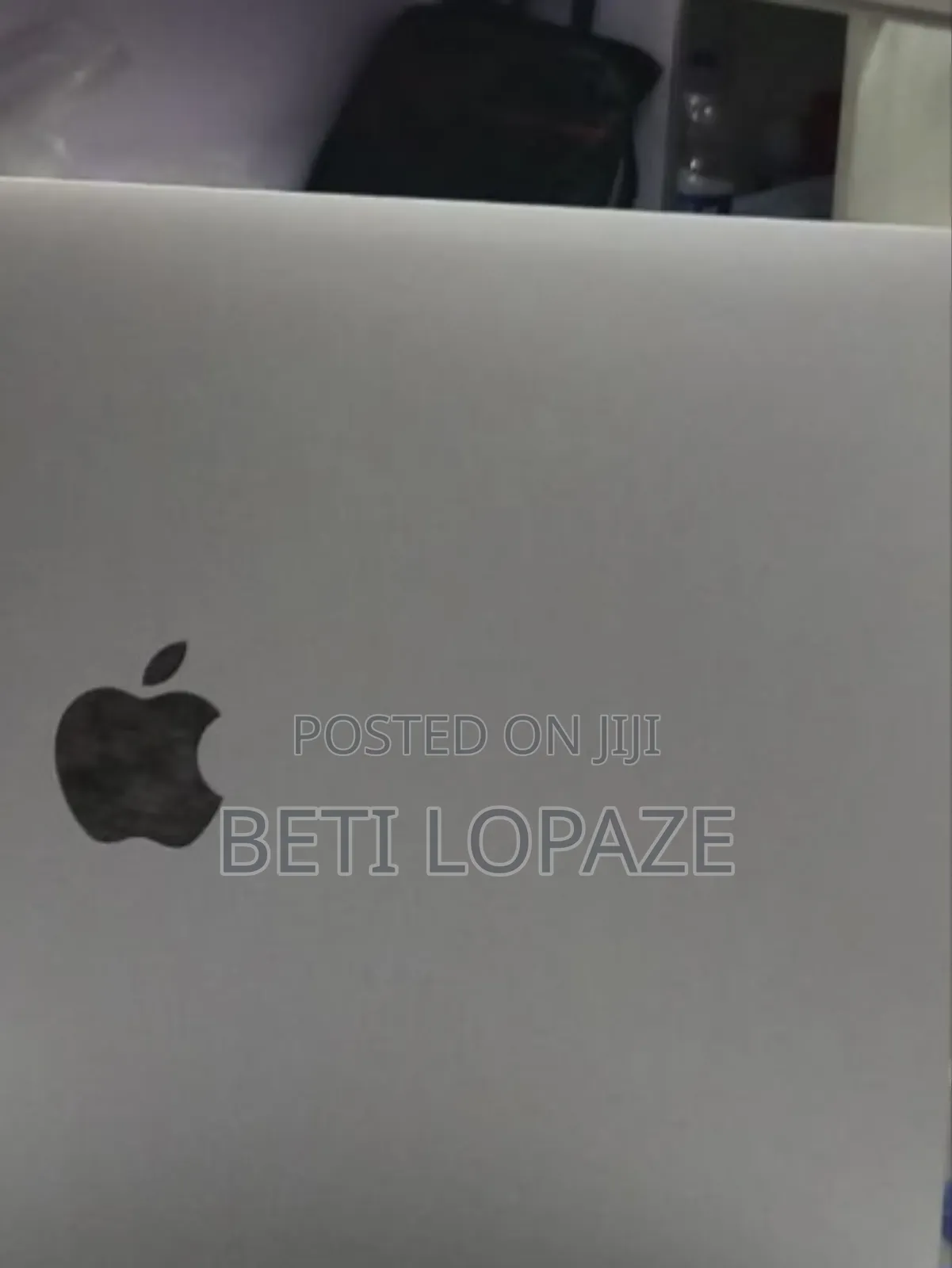 New Laptop Apple MacBook Air 2020 8GB Intel Core I7 SSD 512GB