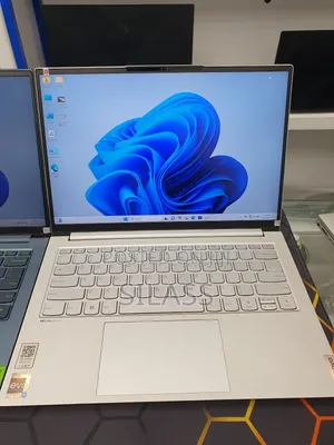 New Laptop Lenovo 16GB Intel Core i9 SSD 512GB