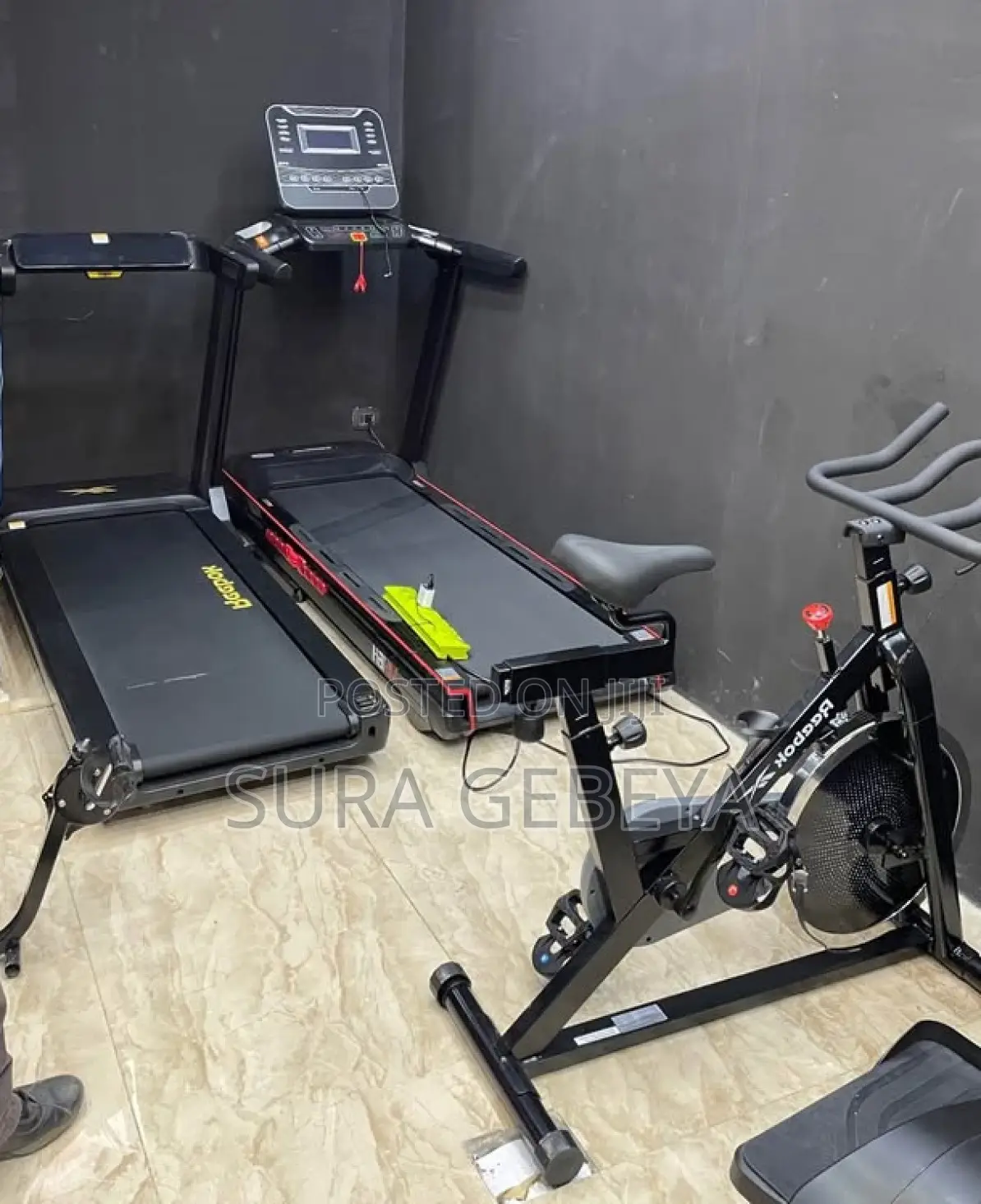 የመሮጫ ማሽን Reebok