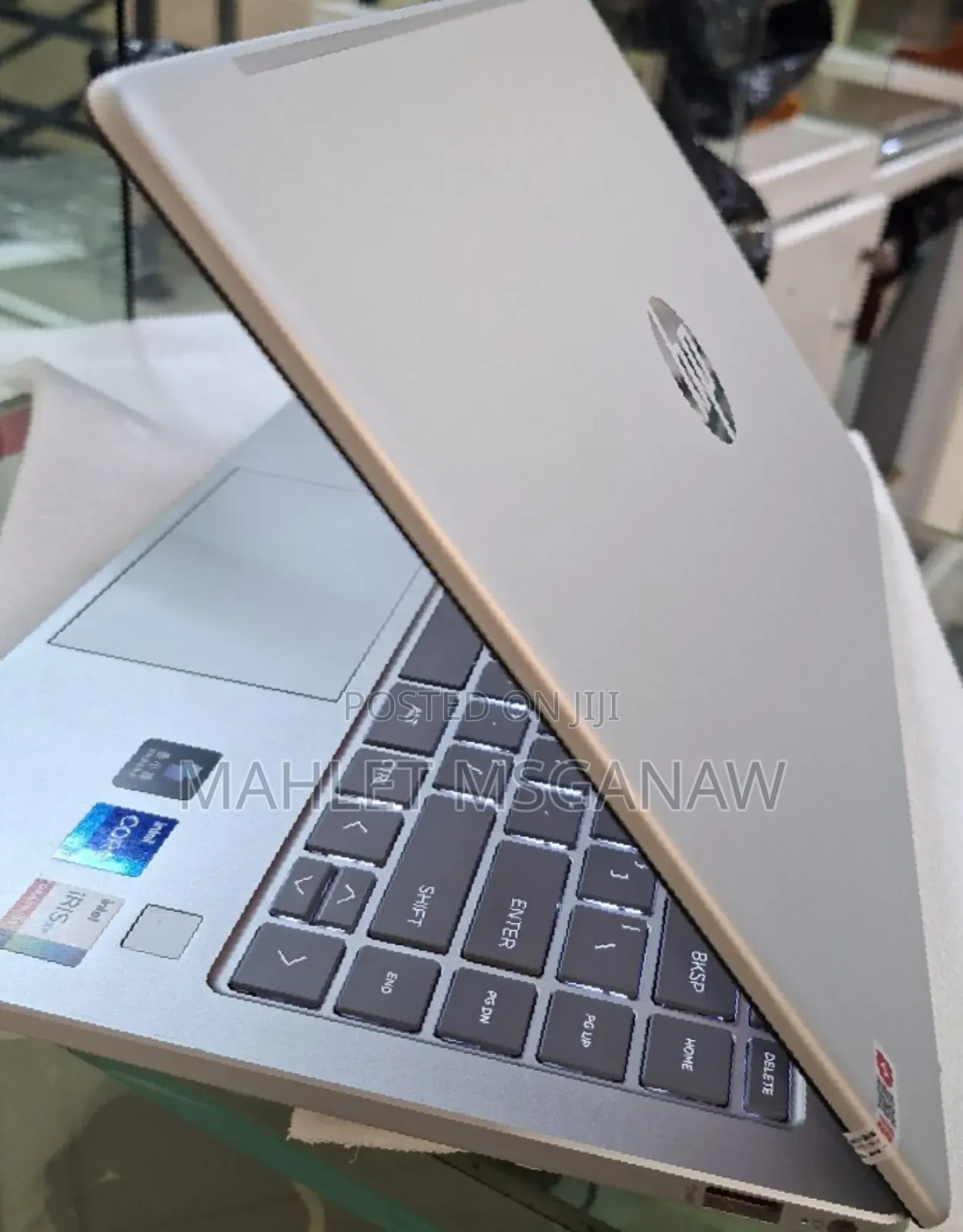 New Laptop Huawei MateBook 13 WRT-W19E 8GB Intel Core I5 SSD 512GB