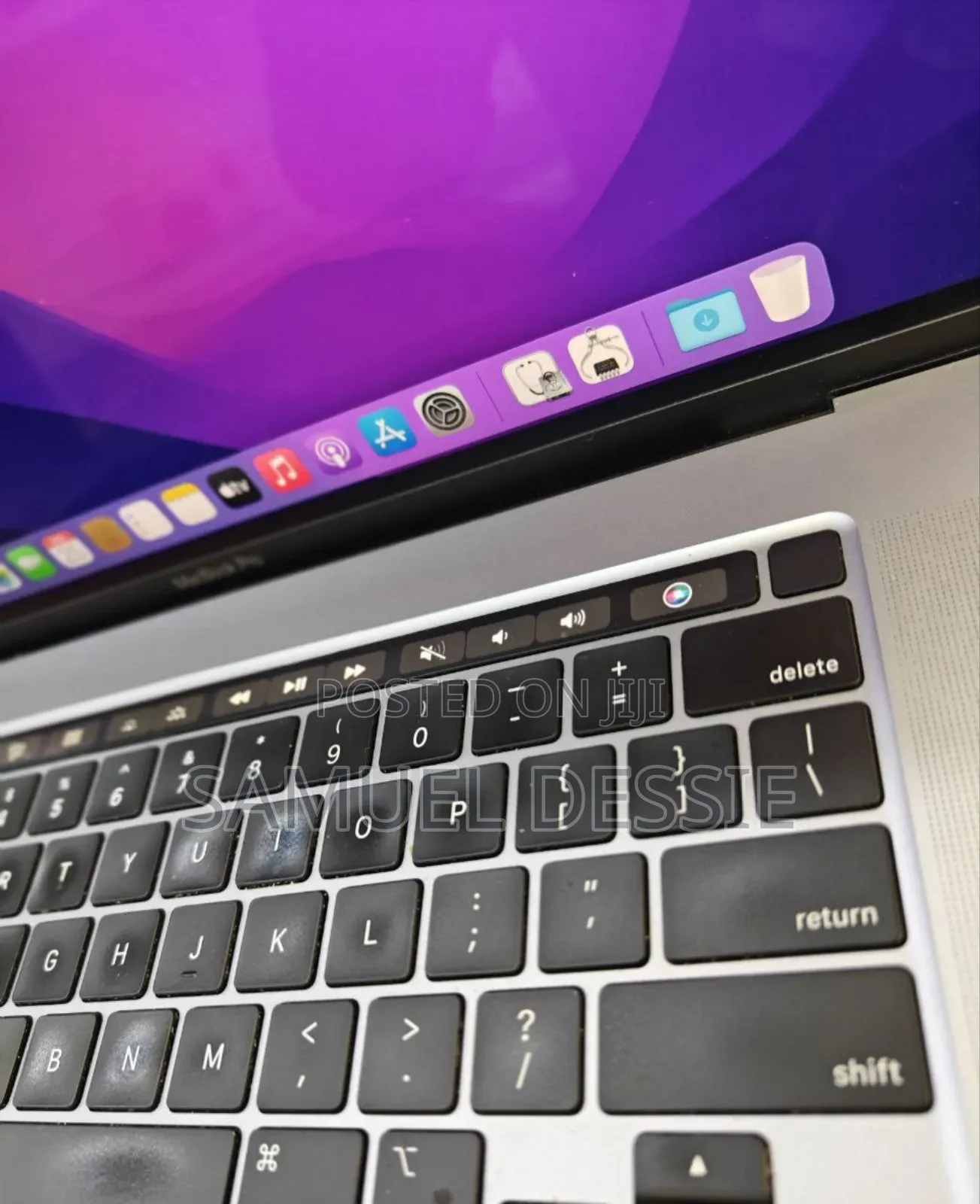 New Laptop Apple MacBook Pro 2019 32GB Intel Core I9 SSD 512GB