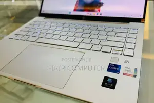 New Laptop HP Pavilion 13 16GB Intel Core I7 SSD 512GB