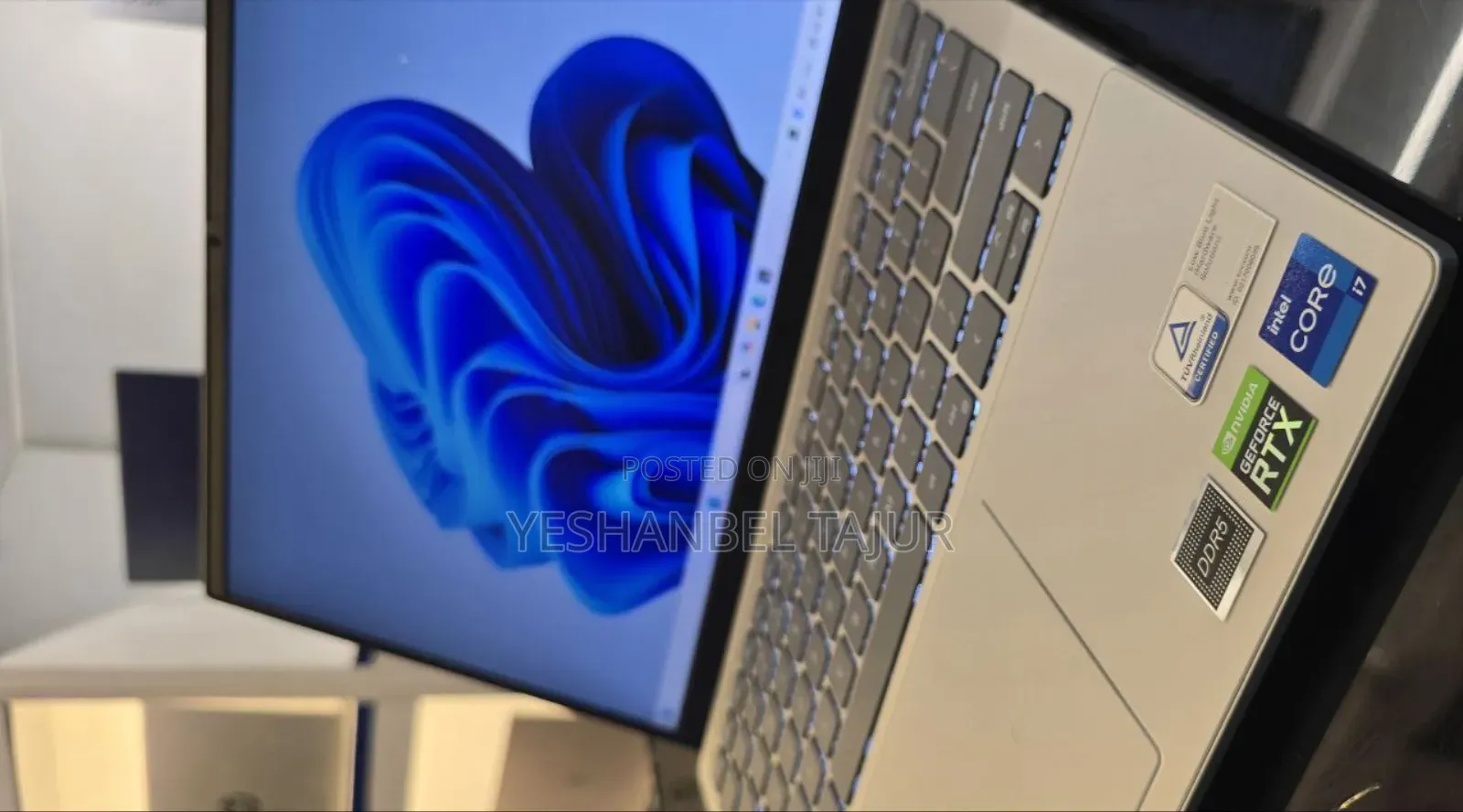 New Laptop Dell Inspiron 14 16GB Intel Core I7 SSD 512GB