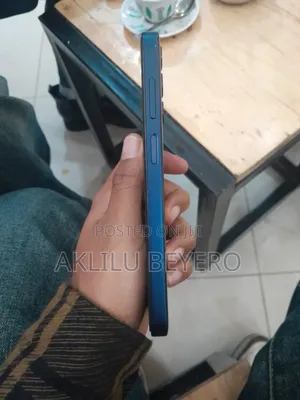 Photo - New Samsung Galaxy M15 128 GB Gray