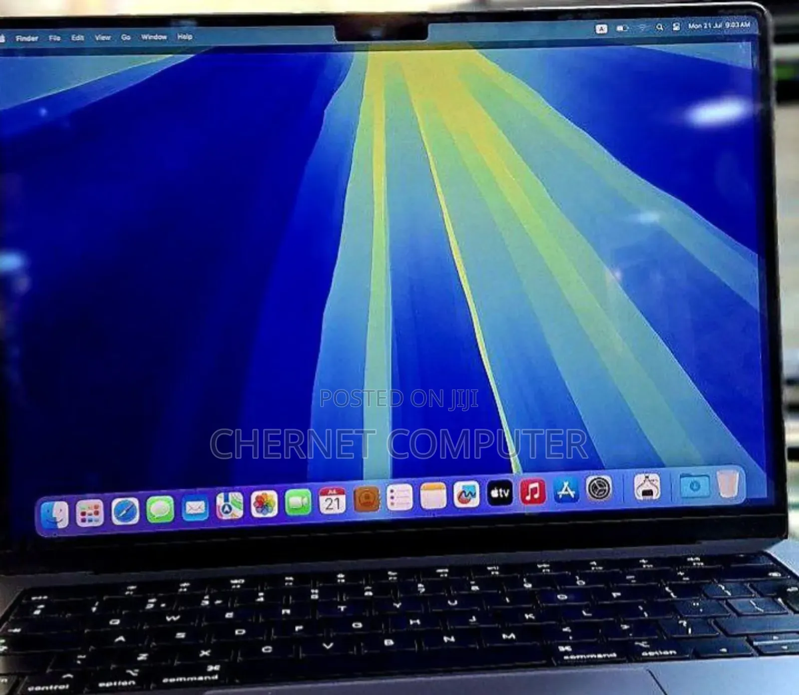 New Laptop Apple MacBook Pro 2021 M1 16GB SSD 512GB