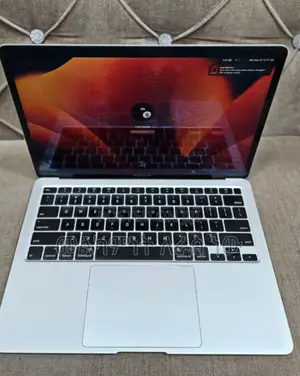 New Laptop Apple MacBook Air 2020 8GB Intel Core I5 SSD 512GB