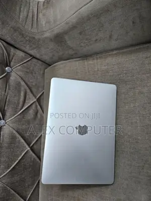 New Laptop Apple MacBook Air 2020 8GB Intel Core I5 SSD 512GB