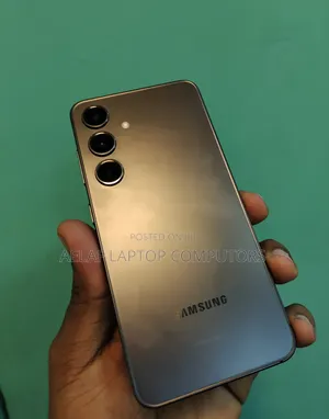 New Samsung Galaxy S24 128 GB Black