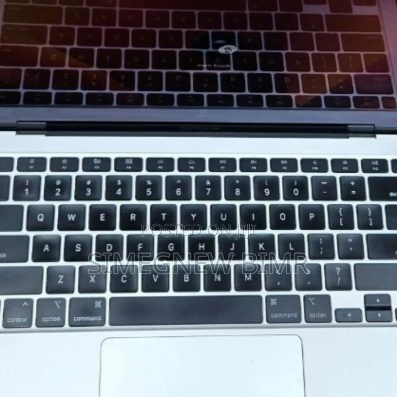 New Laptop Apple MacBook Air 2020 M1 8GB Intel Core I5 SSD 512GB