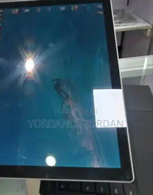 New Laptop Microsoft Surface Pro 7 16GB Intel Core I7 SSD 256GB