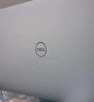 New Laptop Dell Precision 15 3520 16GB Intel Core i7 SSD 512GB