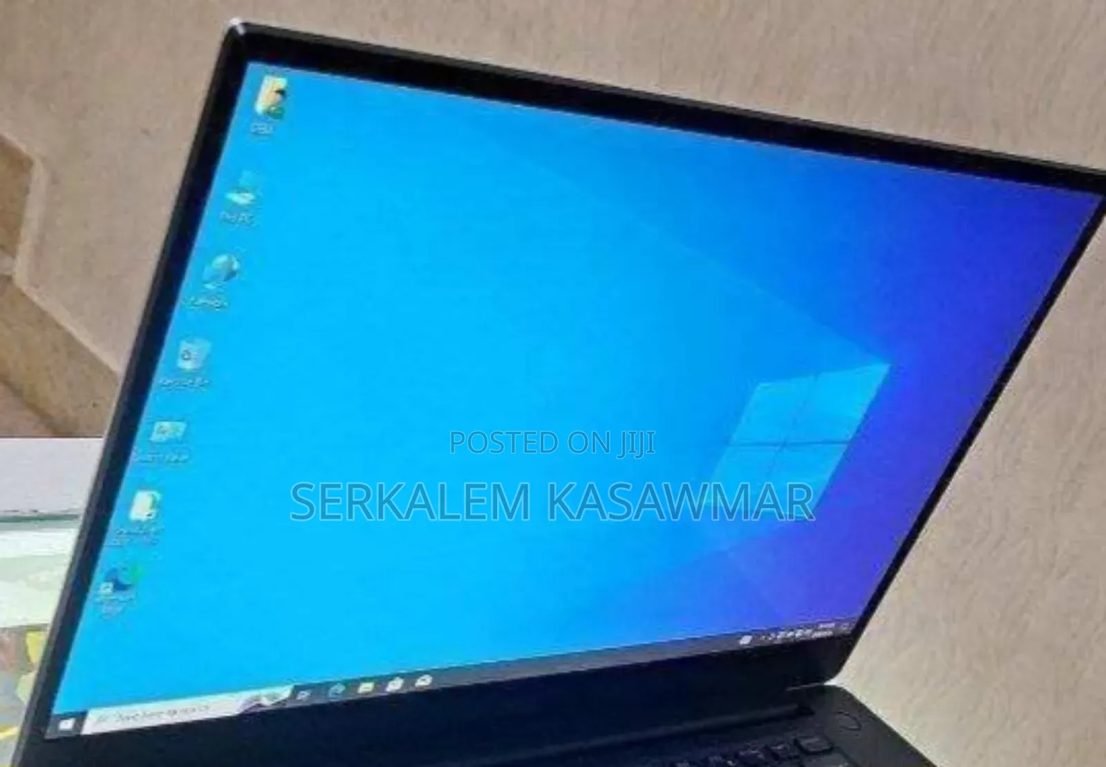 New Laptop Dell Precision 15 3520 16GB Intel Core i7 SSD 512GB