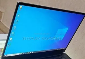 New Laptop Dell Precision 15 3520 16GB Intel Core i7 SSD 512GB