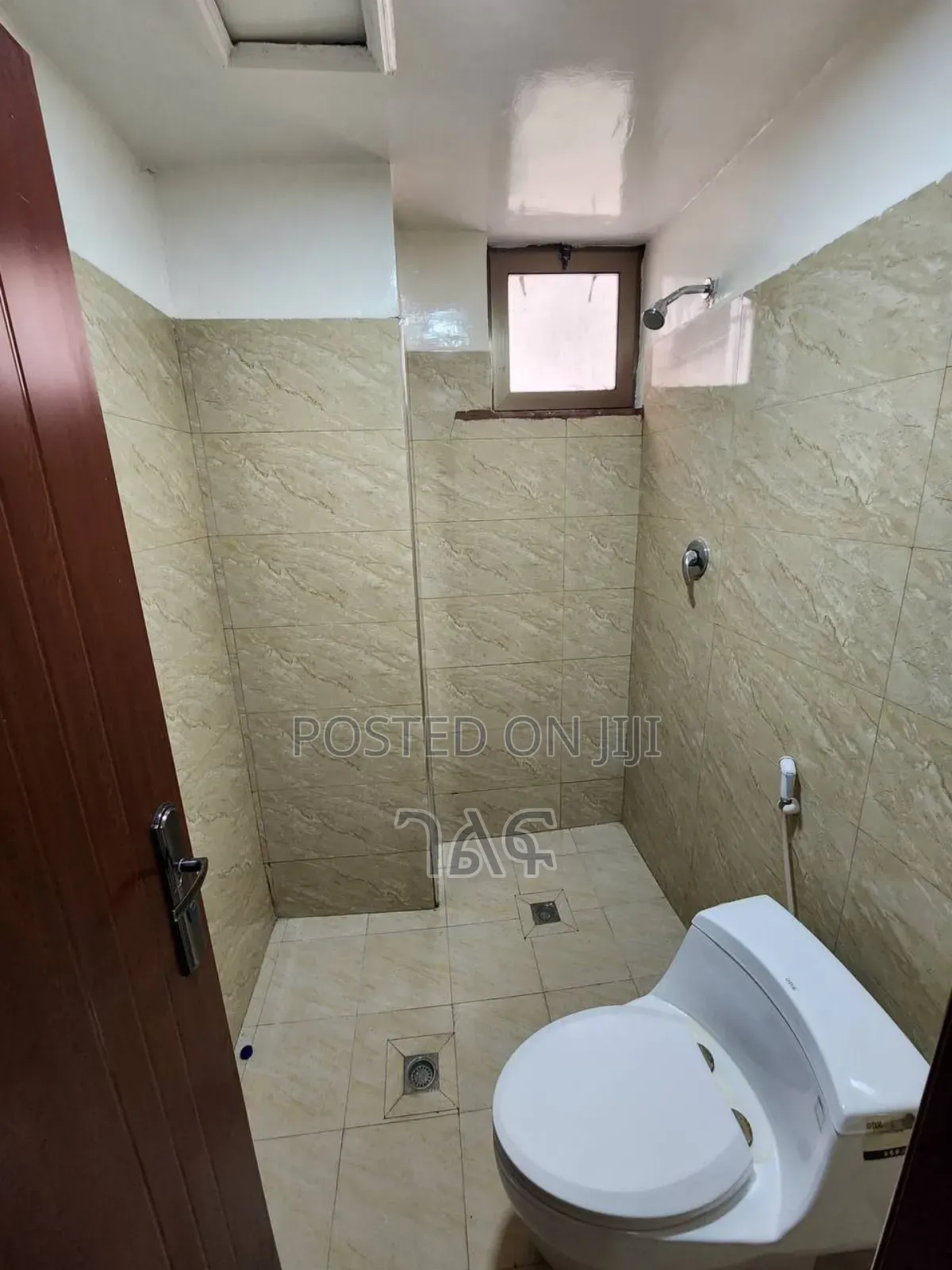 12bdrm Apartment in Cmc : ፊጋ °, Bole for sale