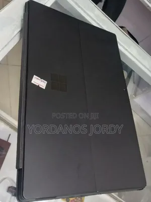 New Laptop Microsoft Surface Pro 6 8GB Intel Core I7 SSD 256GB