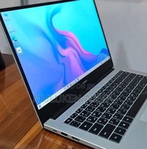 New Laptop Huawei MateBook 13 WRT-W19E 8GB AMD Ryzen 5 SSD 512GB